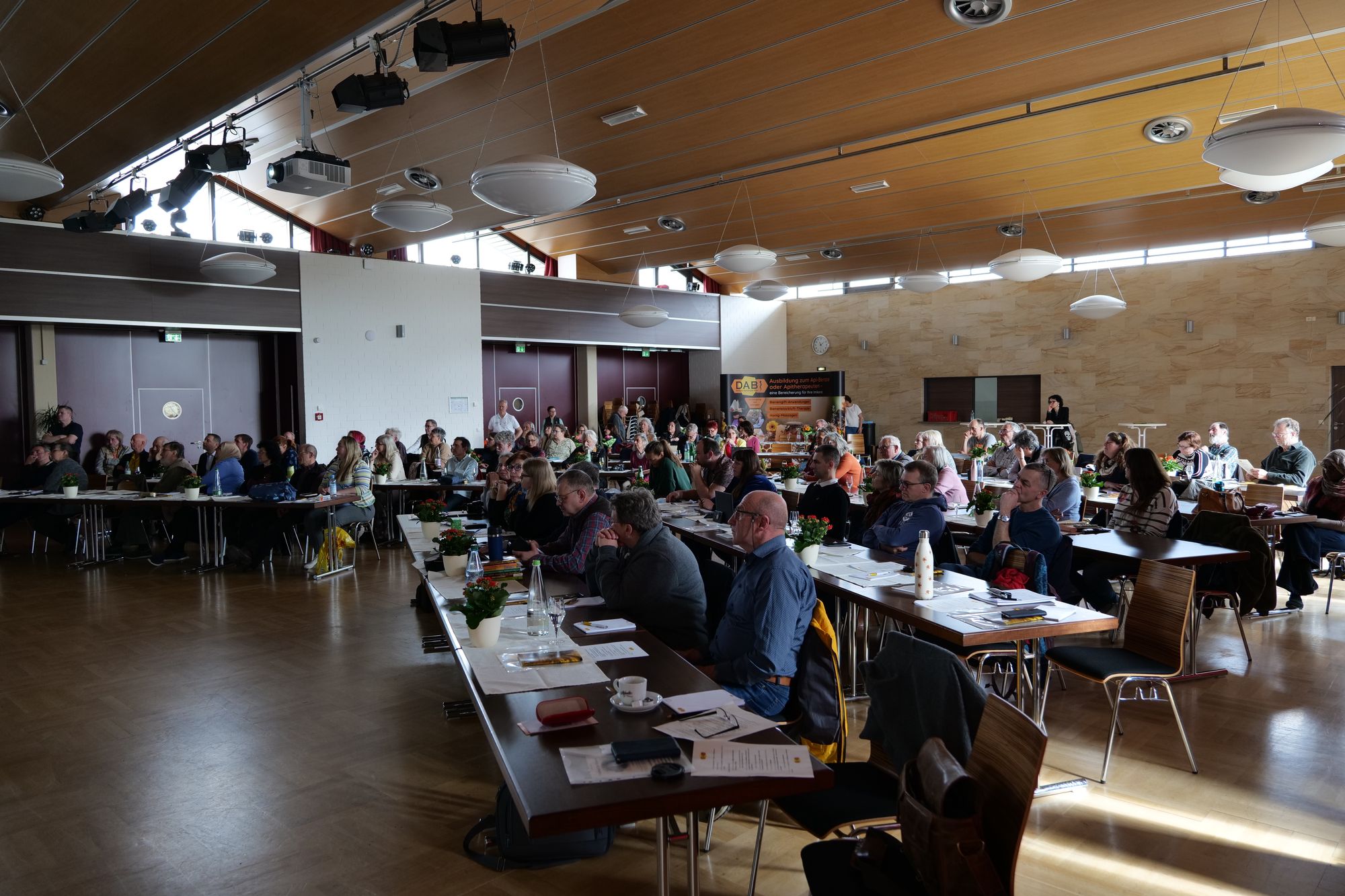 21. Internationaler Apitherapie-Kongress, Tag 2