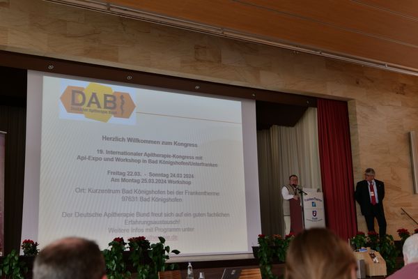 19. Internationaler Apitherapiekongress in Bad Königshofen - Tag 1, im Zeichen der Meliponen